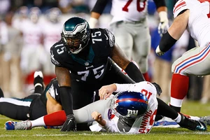 Vinny Curry sacks Eli Manning