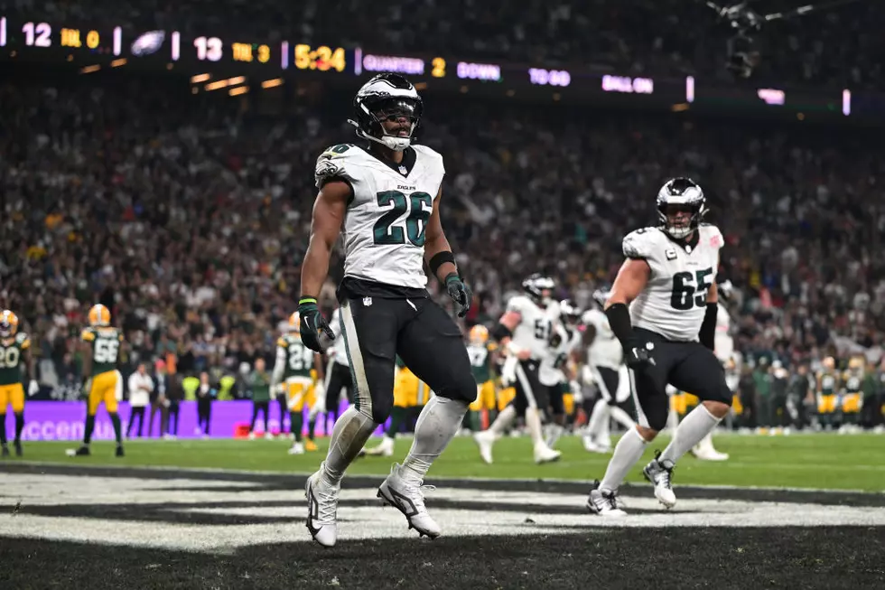 Dave Weinberg’s Packers-Eagles 2-Minute Drill